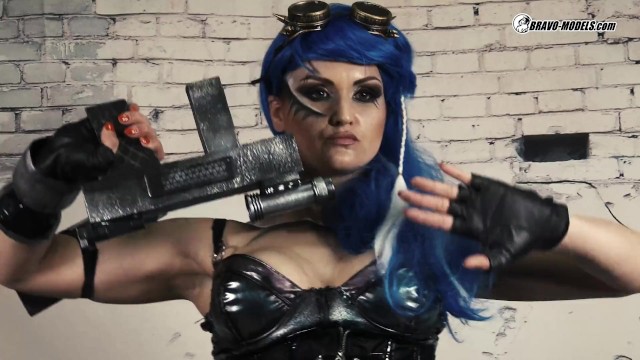 397 – Barbara Bieber – Geleceğin savaşçı kızları – Cosplay cyberpunk serisi – Fragman