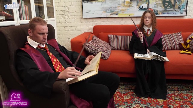 Hermione, Harry Potter'a çiftler arasında oral seks yaptı. Nicole Murkovski