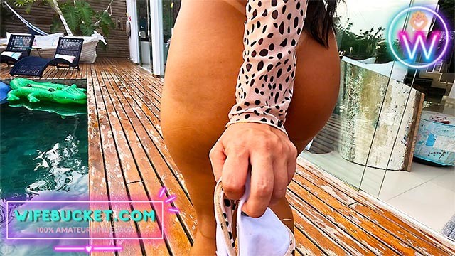 Wifebucket'tan Ev Yapımı Porno – Su geçirmez bir kamera aldım ve etkileyici karımı tatile götürdüm