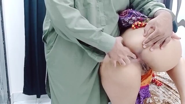 Pakistanlı Karı Kocasının Arkadaşı Tarafından Sıcak Sesli Konuşmayla Becerildi