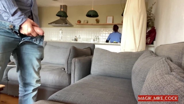 Bölüm 1: DICK FLASH HİZMETÇİ, sapık mastürbasyon yapıyor ve saf dadı tarafından yakalanıyor, ona derin bir şekilde oral yapıyor