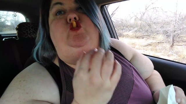 Ssbbw vlog sigara içiyorum yemek yiyorum geğiriyorum halk içinde kölem hakkında konuşuyorum