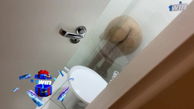 🔥kapı açıkken duş alıyor ve bana nasıl sesleneceğimi biliyor