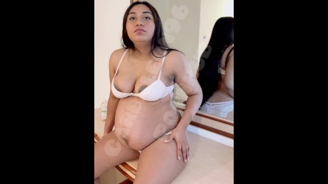 Villahermosa otelinin bakım görevlisi beni çok sert beceriyor, ne lezzetli sıcak bir sperm 🍆💦