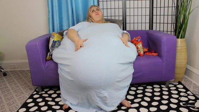 SSBBW Feedee Ivy Davenport Patlayana Kadar Yiyor