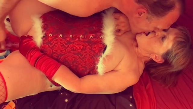 Büyükannenin Noel Baba'sı Eve Geliyor-Boşalıyor