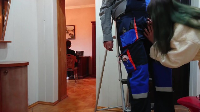 Kocama krema yerine elektrikçi spermiyle kahve yaptım!