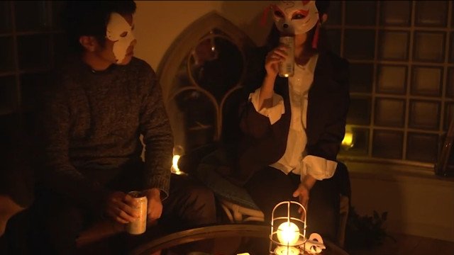 İşten sonra takipçilerimden biriyle içki içiyordum ve benimle flört etmeye başladı… Bundan sonra böyle bir şey olacağını hiç düşünmezdim…/// Japonca/Amatör/Eşleşme uygulaması/Güzel göğüsler/Büyük göğüsler/OL/Kız tavlama/Erotik